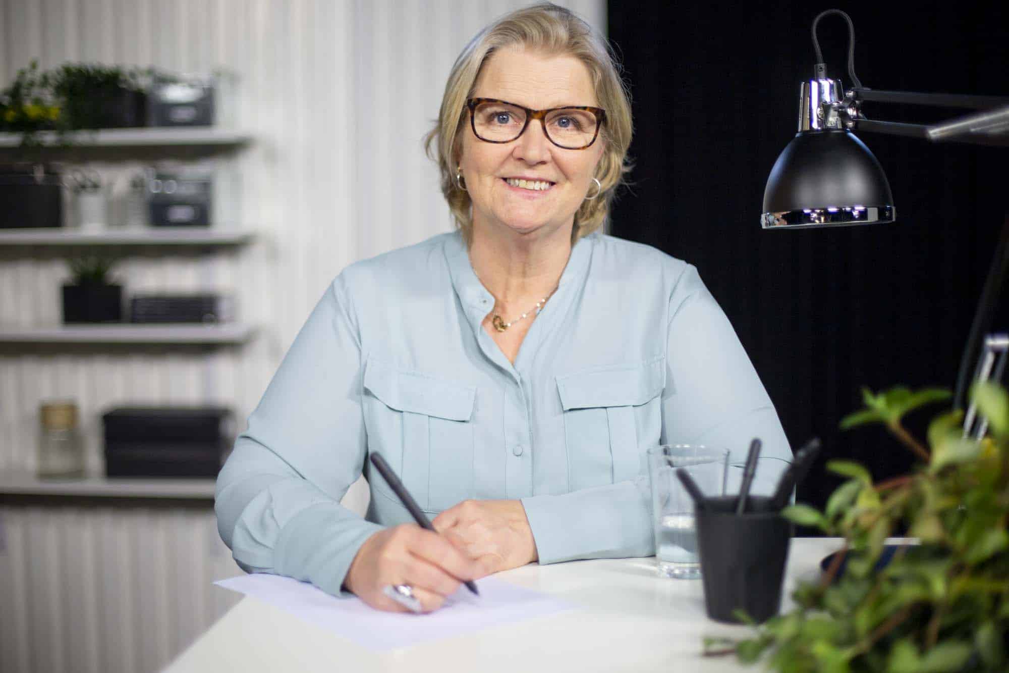 Lise-Lei Hugosson skriver